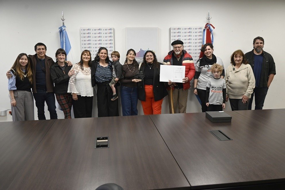 La Legislatura reconoció al grupo de teatro comunitario “Orilleros de la Cañada”