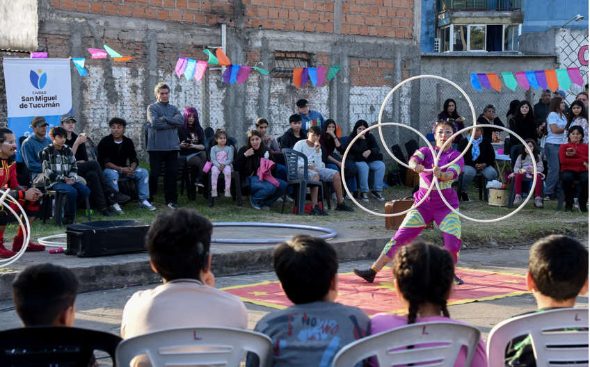 El ciclo de Teatro en los Barrios cierra un exitoso año con más de 60 funciones y 17.300 espectadores