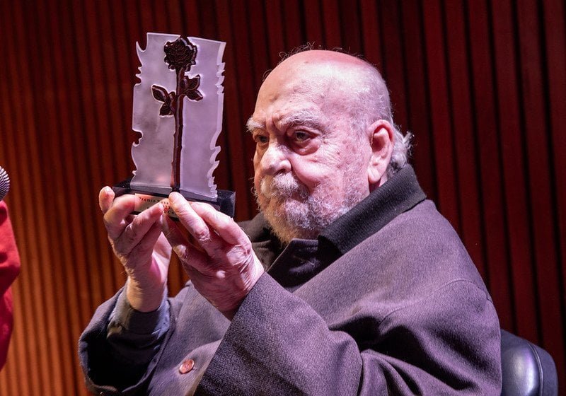 griselda-gambaro-mauricio-kartun-tito-cossa-y-nestor-tirri-recibieron-el-premio-rosa-de-cobre-de-la-biblioteca-nacional-esce-4 | Escenarios Nacionales