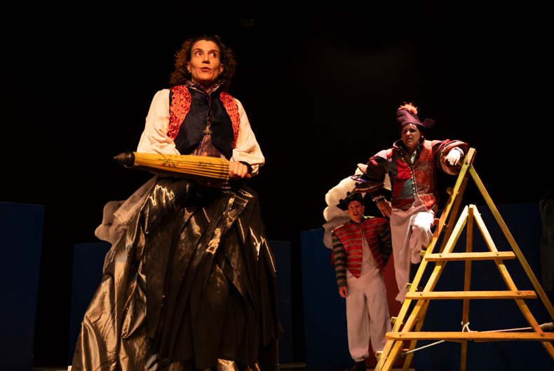 julieta-soria-dicha-y-desdicha-surge-de-la-idea-deponer-en-marcha-entre-todos-una-puesta-en-escena-de-un-texto-clasico-que-tuviera-gancho-esce-1 | Escenarios Nacionales