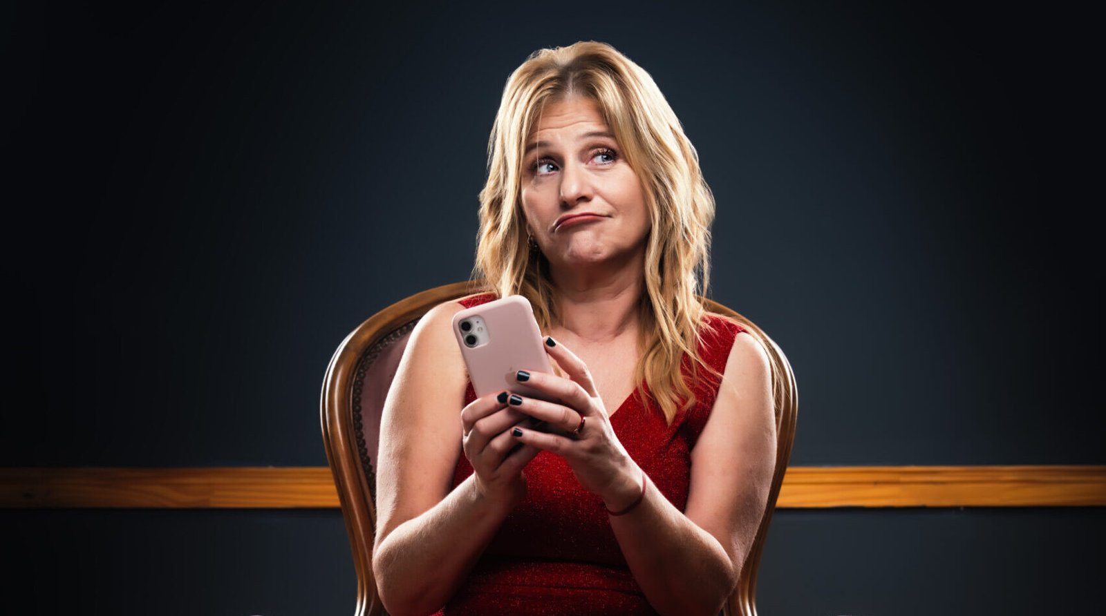 Emilia Mazer presenta "Las de siempre. Un chat de amigas", este miércoles en Chacarerean Teatre